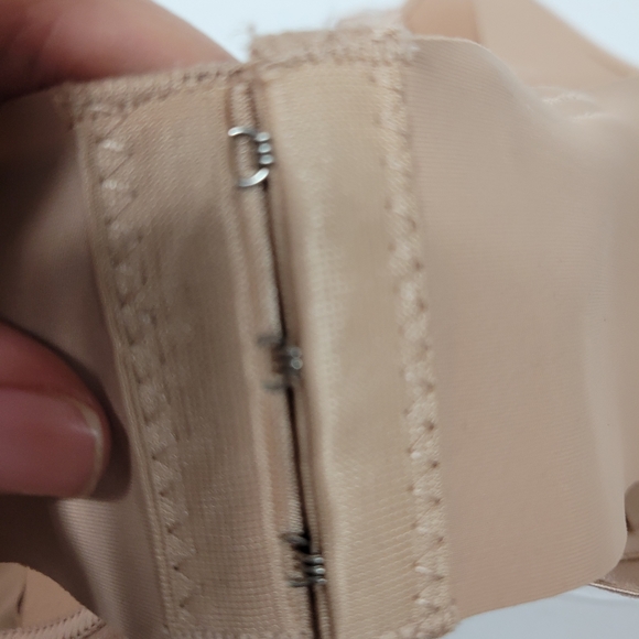 Nursing bra 38D tan color  nwt - Picture 6 of 11